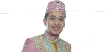 Sibuk Ngantor &#38; Syuting, Fadlan Tetap Punya Waktu Untuk Keluarga
