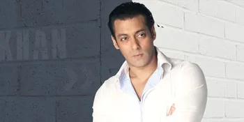 Sibuk Tiada Tara Bak Kejar Tayang, Salman Khan Akhirnya Tumbang