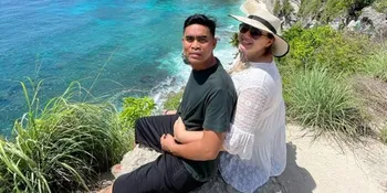 Sidang Perdana Ditunda, Kuasa Hukum Ungkap Alasan Catherine Wilson Gugat Cerai Suami