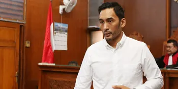 Sidang Putusan Ditunda, Restu Sinaga Kecewa dan Dikecup Pacar
