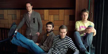 Sigur Ros Jual Lilin Sebagai Merchandise