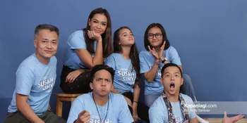 Simak Serunya Cast Film 'SUSAH SINYAL' Tebak Judul Lagu