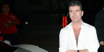 Simon Cowell Bikin Film Tentang Grup Legendaris, Serius?