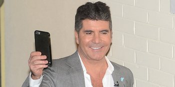 Simon Cowell Habiskan Dana 8 Miliar Rupiah Demi Keamanan Rumahnya
