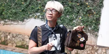 Sindiran Keras Aming Untuk Seleb yang Doyan Pamer Barang Branded di Sosmed