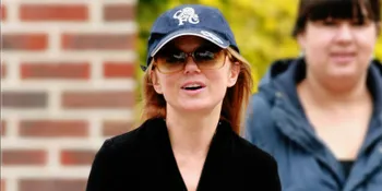 Single Geri Halliwell Hanya Laku 393 Copy Dalam Sepekan