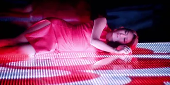 Sistar Lakukan Penyamaran Lalu Ngedance Seksi