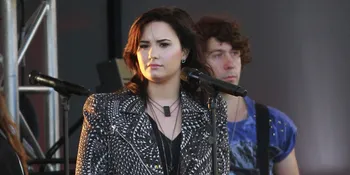 Skandal Foto Panas Demi Lovato Bakal Terus Berlanjut?