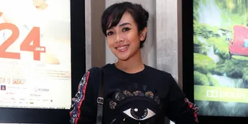 Sneaker Idealis, Dea Ananda Ternyata Nggak Suka Pakai High Heels