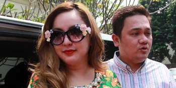 Soal Barang Pemberian Farhat Abbas, Regina : Harga Standar lah