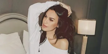 Sophia Latjuba Unggah Foto 'Telanjang' Terbaiknya di Instagram, Langsung Jadi Perhatian Netizen!