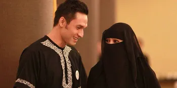 Soraya Abdullah - Indra Bruggman Akan Bulan Madu ke Tanah Suci