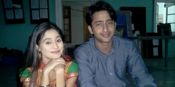 Soumya Seth di Indonesia, Shaheer Sheikh Malah Pulang ke India