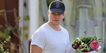 Sstt! Matt Damon &#38; Julie Stilles Ketemuan Malam-Malam, Ngapain?