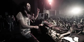Steve Aoki Bakal Tampil Full Musik Walau Hujan