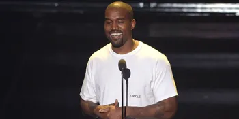 Suara Hilang, Kanye West Mendadak Hentikan Konser