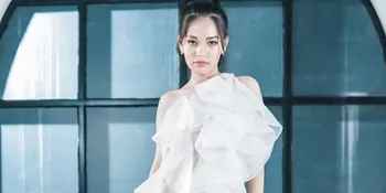 Suaranya Disebut Mirip Almarhumah Nike Ardilla, Penyanyi Cantik Zoe Jireh Rilis Tembang Baru 'Percayalah'