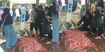 Suasana Penuh Haru Putri Titian Lepas Kepergian Sang Ayah