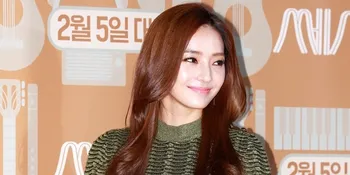 Sudah 37 Tahun, Han Chae Young Masih Seperti Barbie dan Punya Abs