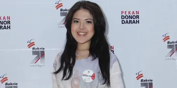 Sudah Kurus, Tina Toon Baru Rajin Rawat Tubuh