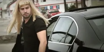 Sudah Nonton Drake Gadungan Berikut Ini?