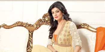 Sudah Punya Dua Anak Remaja, Sushmita Sen Masih Betah Menjomblo?