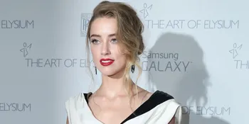 Sudah Putus, Amber Heard Ketahuan Sarapan Dengan Pengusaha Kaya