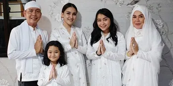 Sudah Tajir Melintir, Ayah dan Ibu Ayu Ting Ting Masih Tidur di Karpet Depan TV
