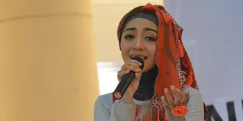 Suka Duka Memakai Jilbab Nuri Maulida