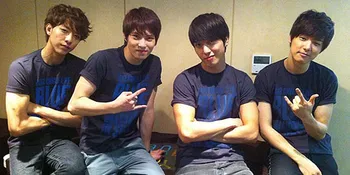 Sukses Konser, CN Blue Akan Comeback Januari 2013