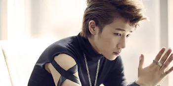 Sunggyu Dapat Ciuman di Pipi Hingga Membekas