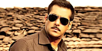 Super Imut nan Unyu, Salman Khan Pose Bareng 'Peri' Kecil Cantik