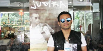 Super Keren! Judika Terima Gelar 'KRH Kencananingrat'