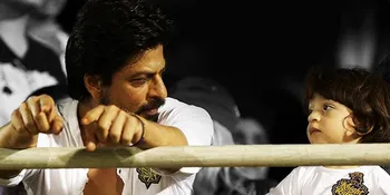 Super Lucu! Tim Kriket Shahrukh Khan Kalah, AbRam Bertanya Polos