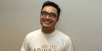 Surya Saputra Jauhi Istrinya, Ada Apa?