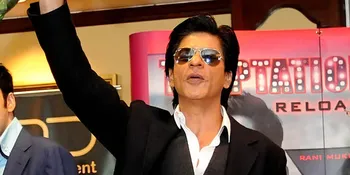 Sutradara Hollywood Ini Ternyata Fans Berat Shahrukh Khan!