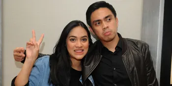 Sweet, Suami Ayudia Bing Slamet Posting Foto Bertiga Pertama Kali