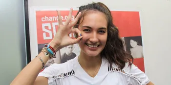 Syahrini ke Italia, Kalau Nadine Chandrawinata?