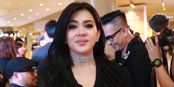 Syahrini Ungkap Paris Hilton Lirik Hasil Karya Desainer Indonesia