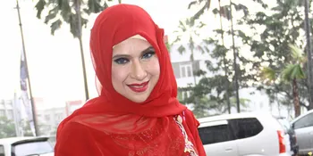 Sylvana Herman Ingin Berhijab