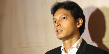 Syuting '5 CM', Fedi Nuril Nahan Lapar