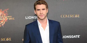 Syuting Adegan Seks, Liam Hemsworth Dikerjai