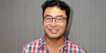 Syuting di Paris, Surya Saputra Bawa Sambal dan Kerupuk