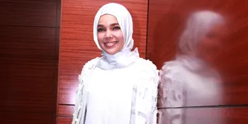 Taat Bayar Pajak, Dewi Sandra Belum Puas Kinerja Pemerintah