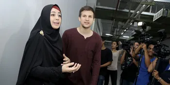 Tak Ada di Rumah, Risty Tagor Tinggalkan Pesan