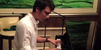 Tak Cuma Ganteng, Christian Sugiono Pun Jago Main Piano Lho