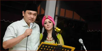 Tak Dibagi Harta, Farhat Abbas Gugat Gono Gini Nia Daniati