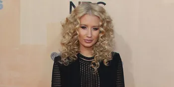 Tak Hanya Tunangan, Iggy Azalea Juga Tengah Berbadan Dua?