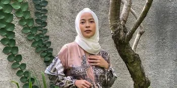 Tak Lagi Khawatir Keluar Rumah, Tantri Kotak Kenakan Baju Anti Virus
