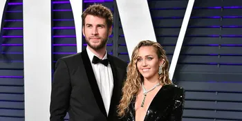 Tak Lagi Pakai Cincin Kawin, Miley Cyrus Umumkan Cerai Ketika Liburan di Italia